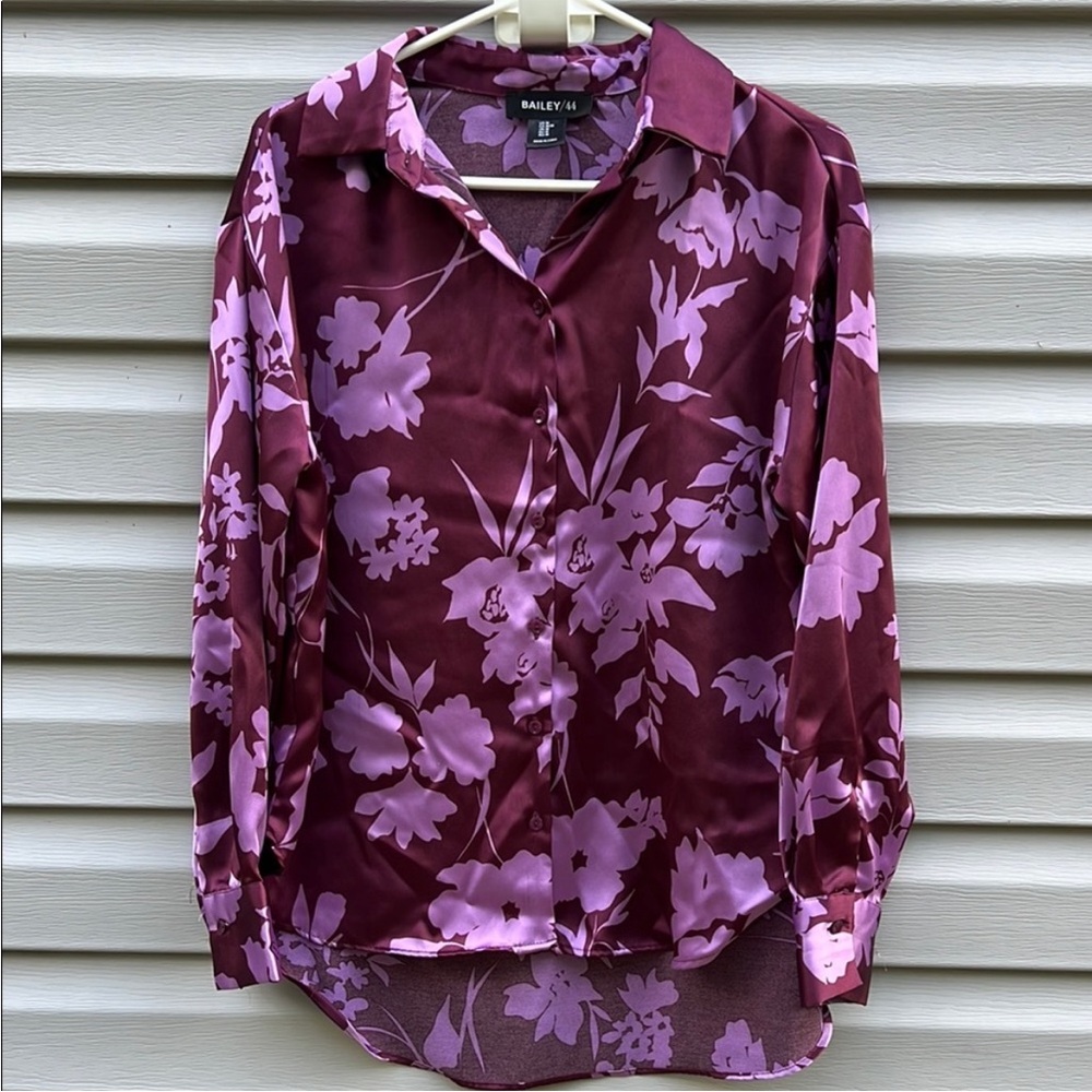 Bailey 44‎ Long Sleeve Button Down Purple Floral Top size Medium